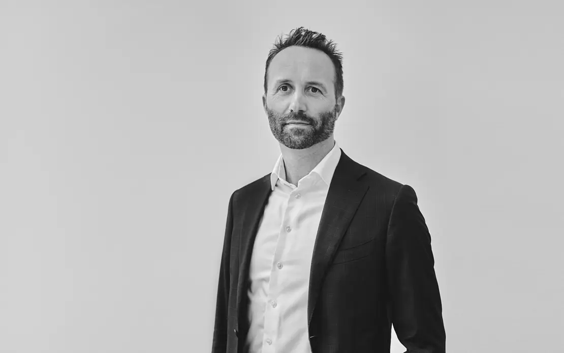 2021_08_17_Mazanti_Portræt14619_Simon_Low-kopi.jpg (2)